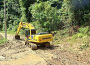 Akses Jalan Desa Tongauna Ueesi Kini Mulus, Warga Apresiasi Respons Cepat Bupati Koltim