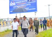 Wakil Ketua Komisi V DPR RI Tinjau Kawasan Pesisir Kumuh di Abeli, Kota Kendari
