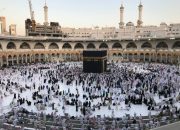 Jemaah Indonesia Terancam Batal Umrah Imbas Perang di Timteng