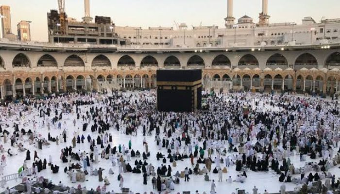 Jemaah Indonesia Terancam Batal Umrah Imbas Perang di Timteng