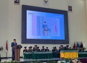 ASR Titip Pesan Lewat Sekda Asrun Lio ke Wisudawan UM Buton