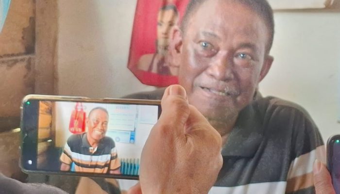 Tukang Kayu di Kolaka Bisa Melihat Lagi Berkat Program Operasi Katarak Gratis PT Vale Indonesia