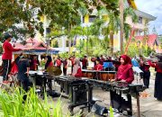Mengintip Latihan Tim Marching Band UHO, Matangkan Persiapan Tampil di HUT RI