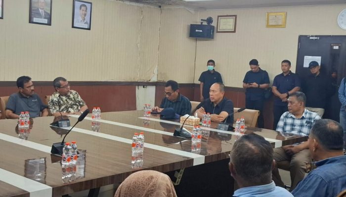 SMA Terlibat Tawuran Wajib Apel Pagi di Kantor Gubernur Besok, ASR: Yang Bolos Kirim ke Batalyon!