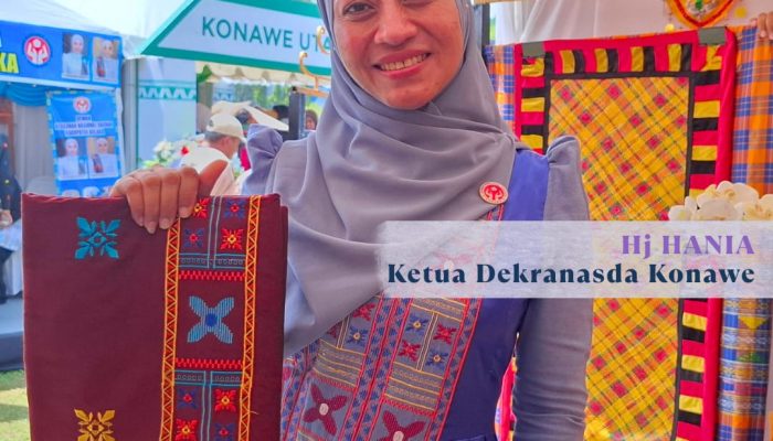 Kain Tenun Tabere Siwole Karya Bupati Konawe Pukau Pengunjung Pameran di Kendari