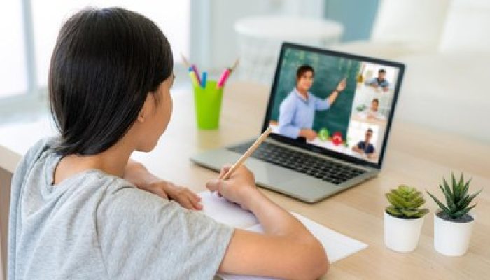 Tok! Kemdikasmen Luncurkan Skema Pendidikan Jarak Jauh di Sekolah Menengah