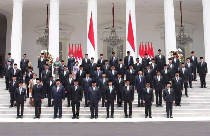 Wamen ,, Rangkap Jabatan ,Komisaris BUMN