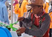 Demo Core Warga Kota Kendari di DPRD Sultra: Pedagang Es Dawet Panen Cuan