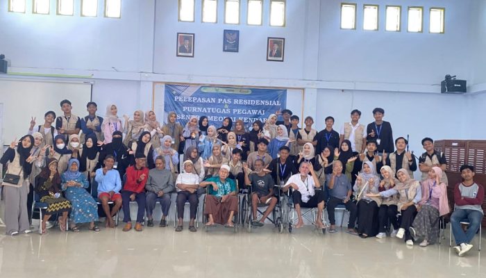 Hangatnya Silaturahmi GenBI IAIN Kendari Bersama Lansia di Sentra Meohai