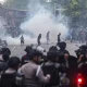 Situasi-Terkini-Demo-Buruh-28-Agustus-2025-di-DPR-Ini-Tuntutan-dan-Link-CCTV-untuk-Pantau-Aksi-1476022152.webp 3