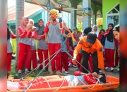 Belajar Jadi Penolong Sejak Dini, Pertamina Hadirkan Simulasi Siaga Bencana Seru di SMA 8 Mandai