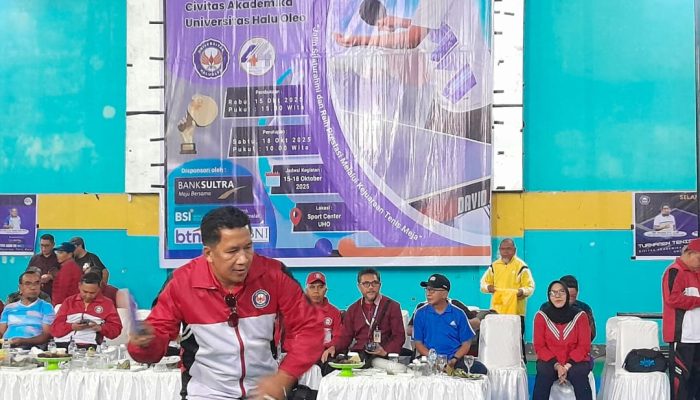 UHO Bangun Budaya Sportif & Kebersamaan Lewat Turnamen Tenis Meja Rektor Cup I 2025