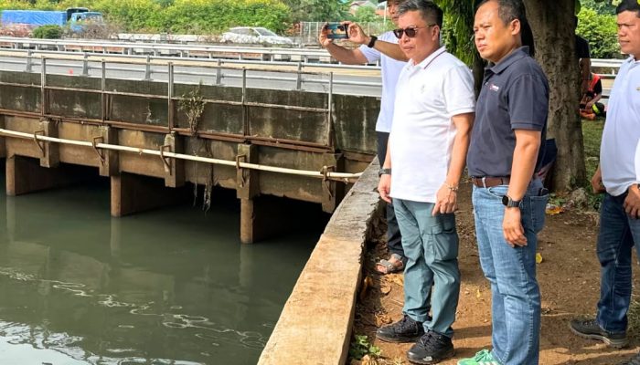 Kolaborasi PT Vale dan KLHK, Angkat Lebih dari 56 Ton Sampah dari Sungai Cipinang