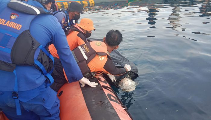Mayat Kepala Pelabuhan Tampo Ditemukan Empat Hari Pasca Insiden Perahu Tabrak Tongkang