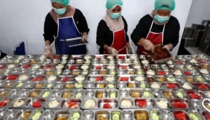Cegah Keracunan, BGN Wajibkan MBG Dimasak Pakai Air Galon