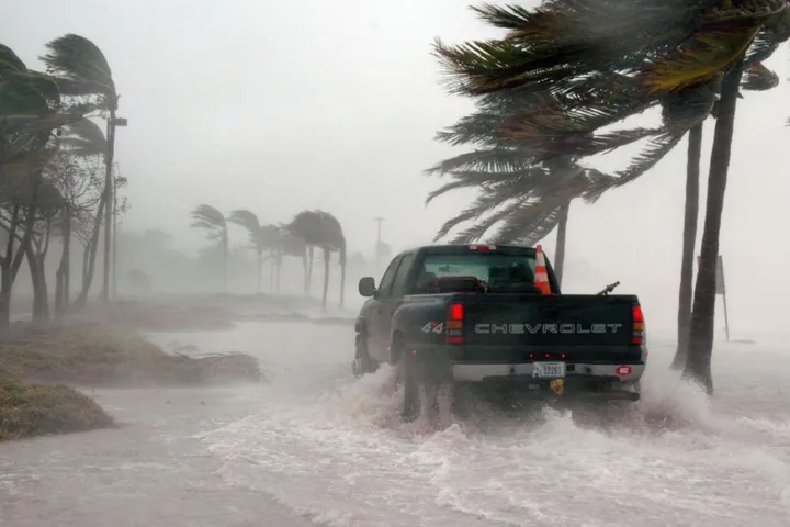 Ada Siklon Tropis dan MJO Aktif, BMKG Peringatkan 38 Wilayah Berpotensi Cuaca Ekstrem