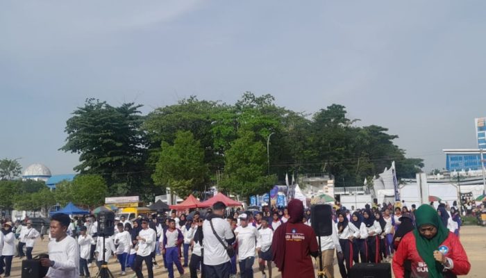 Lewat Jalan Sehat, Tiga UPT Dorong Empati dan Kerukunan Antar Siswa