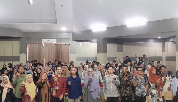 Mengubah Sampah Jadi Uang, FISIP UHO Resmikan Bank Sampah Berbasis Investasi Mahasiswa