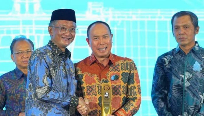 Pemprov Sultra Terima Penghargaan dari Menteri PU RI, Bonusnya Dapat Suntikan Insentif Jalan Inpres