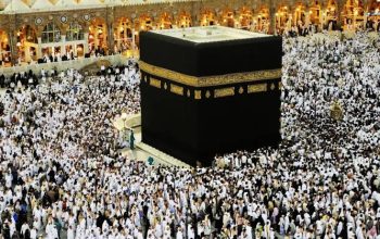 Â Kemenhaj RI Kaji Usulan War Tiket Atasi Antrean Haji